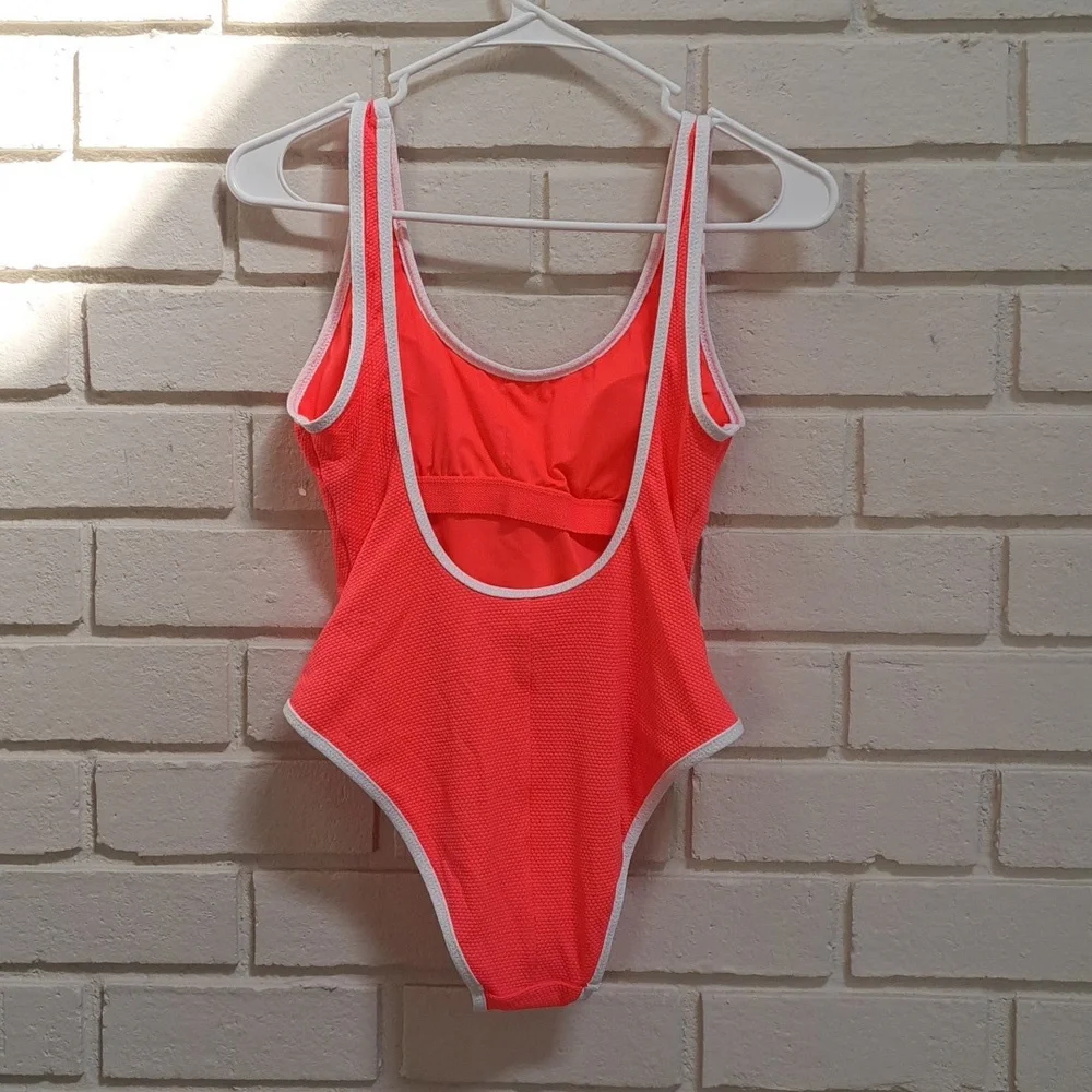 Love & Sports Cora/White 1 Piece Swim Suit. Size XS NWOT - Picture 3 of 7